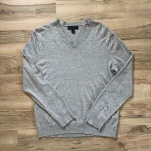Banana Republic Men's Charcoal Grey V-Neck Sweater with Premium Luxe Yarn
